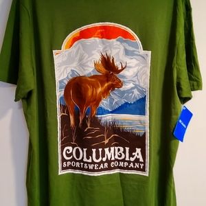 Columbia t-shirt